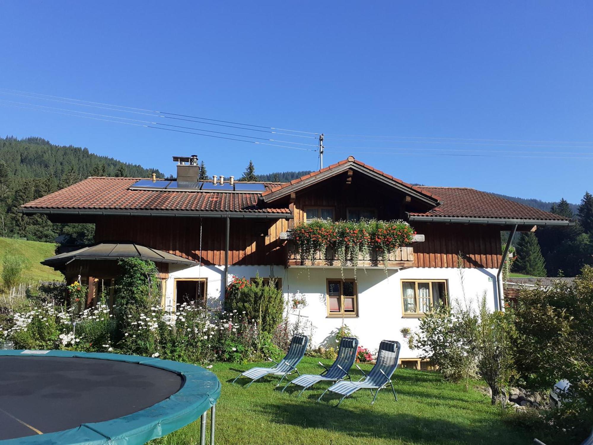 Ferienwohnung Haus Auerhahn Bad Hindelang Exterior foto