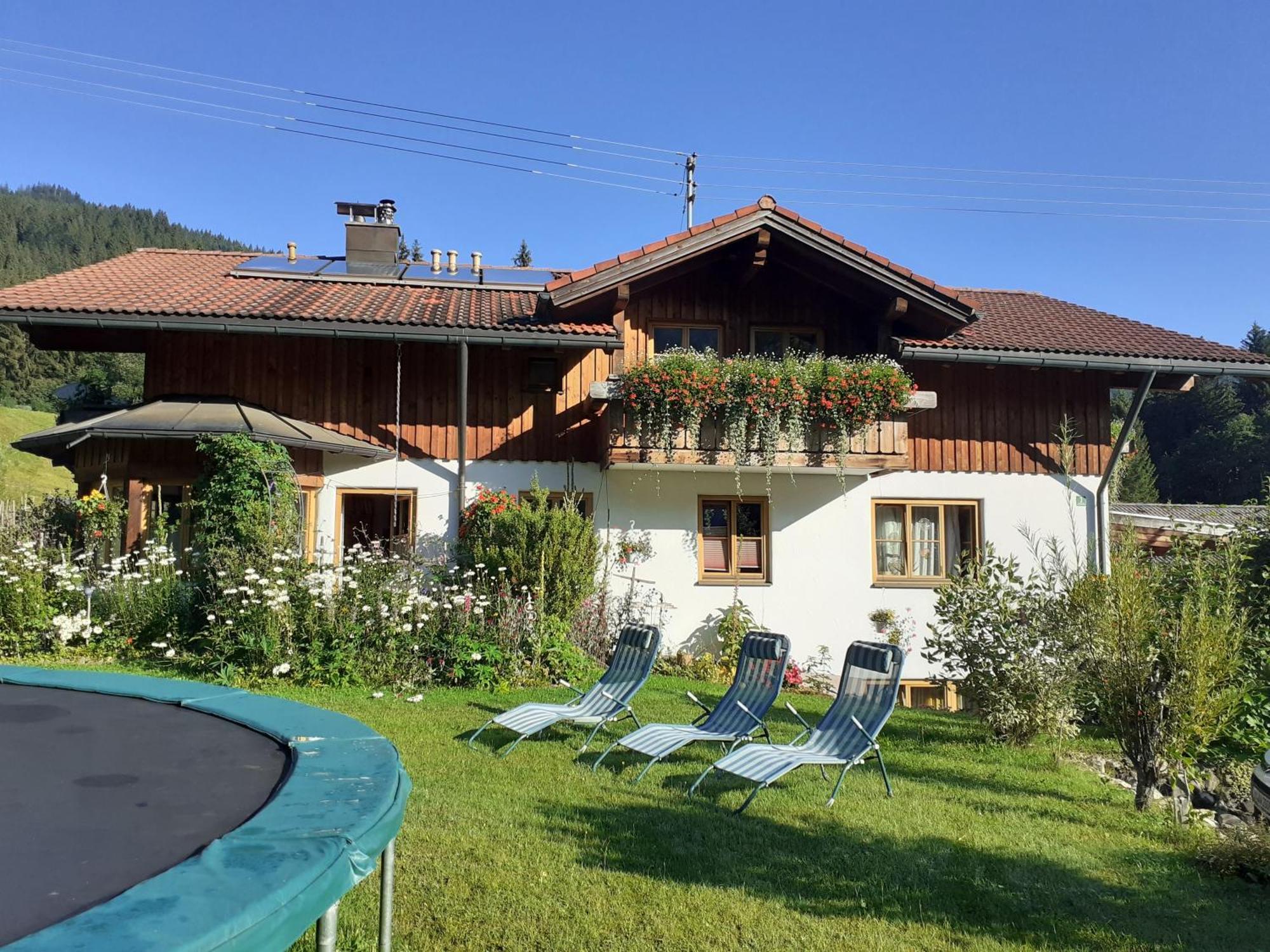 Ferienwohnung Haus Auerhahn Bad Hindelang Exterior foto